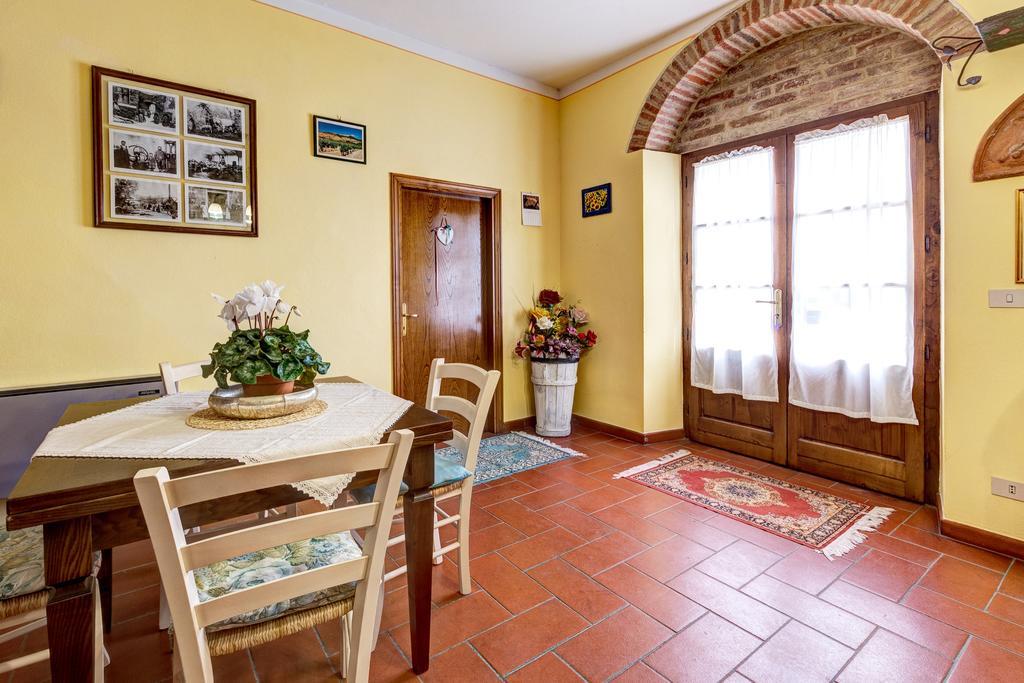 Fattoria Le Giare Agriturismo Cortona Buitenkant foto