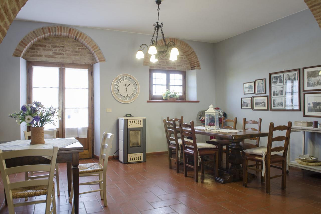Fattoria Le Giare Agriturismo Cortona Buitenkant foto