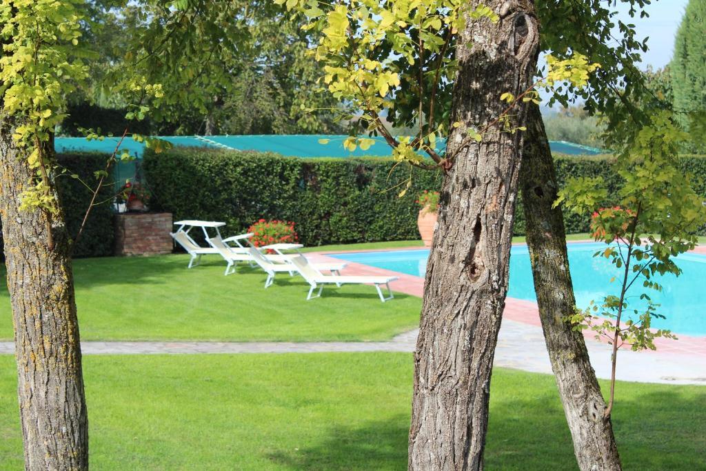 Fattoria Le Giare Agriturismo Cortona Buitenkant foto